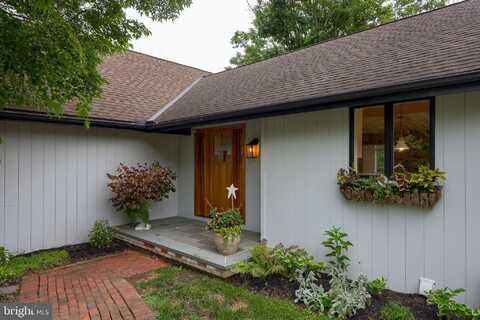 213 TOMAHAWK DRIVE, CONESTOGA, PA 17516