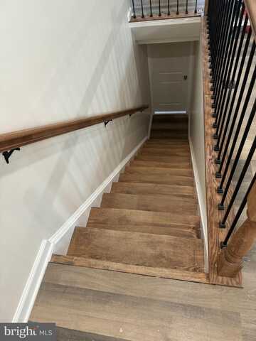 327 RED BIRD LANE, HARPERS FERRY, WV 25425