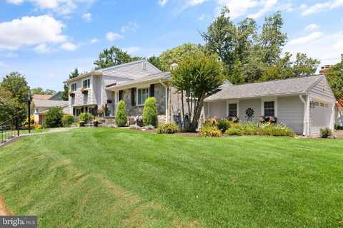 6501 STONEHAM ROAD, BETHESDA, MD 20817