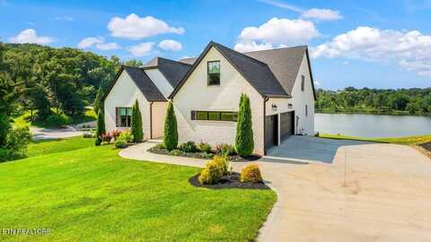 560 Silent River Lane, Loudon, TN 37774