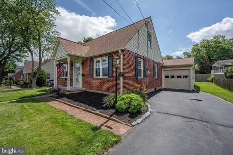 26 HIGHLAND DRIVE, TELFORD, PA 18969