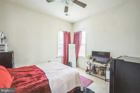 8732 HAREFIELD LANE, GAINESVILLE, VA 20155