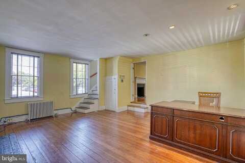 133 N WASHINGTON STREET, EASTON, MD 21601