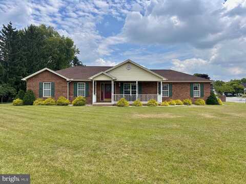 400 CENTURY DRIVE DRIVE, GREENCASTLE, PA 17225