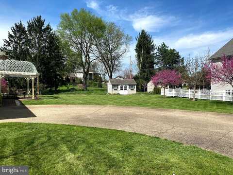 400 CENTURY DRIVE DRIVE, GREENCASTLE, PA 17225