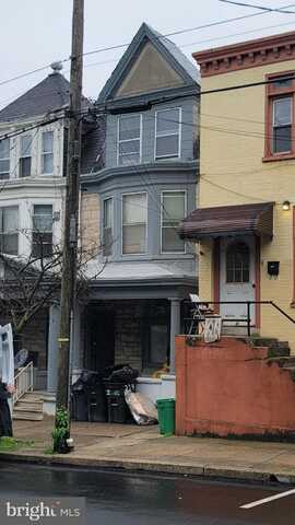 324 SPRING STREET, READING, PA 19601