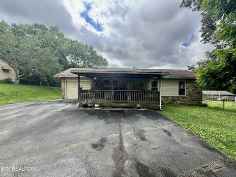 8224 Rising Fawn Drive, Knoxville, TN 37923
