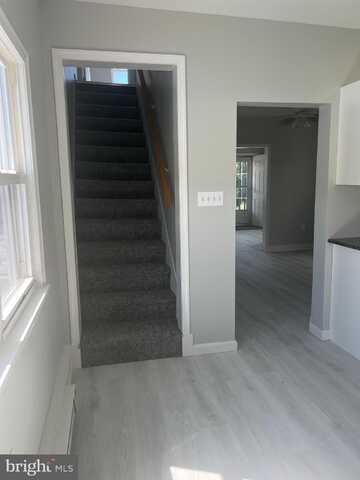 327 W GRAND AVENUE, TOWER CITY, PA 17980