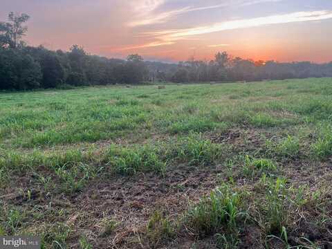 114 CHANDLER MILL ROAD, KENNETT SQUARE, PA 19348