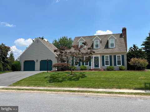 1900 CLINTON AVENUE, CHAMBERSBURG, PA 17201