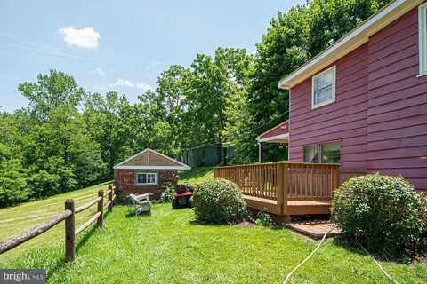 115 CHESTER GAP ROAD, CHESTER GAP, VA 22623