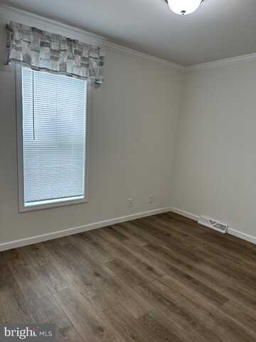 200 BEECHWOOD AVE, DOVER, DE 19901