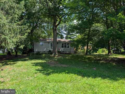 9084 GAP ROAD, WAYNESBORO, PA 17268