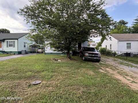 2701 Boright Place, Knoxville, TN 37917