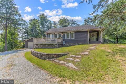26 PATHFINDER LANE, HEDGESVILLE, WV 25427