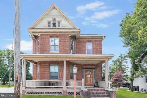 131 HANOVER STREET, NEW OXFORD, PA 17350