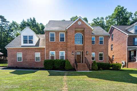 924 Crown Ridge Lane, Powell, TN 37849