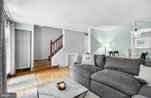 829 N 4TH STREET, PHILADELPHIA, PA 19123