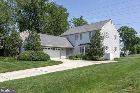 325 TENBY CHASE DRIVE, DELRAN, NJ 08075