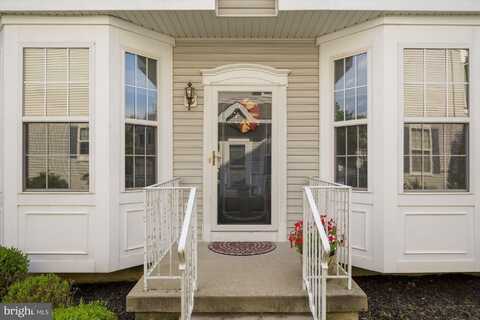 33 WEAVER DRIVE, MARLTON, NJ 08053