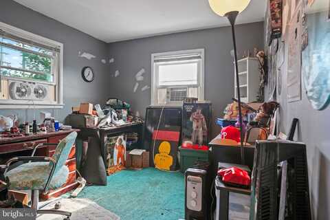 601 W EVESHAM AVENUE, MAGNOLIA, NJ 08049