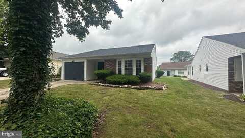 4 FIRESIDE CIRCLE, COLUMBUS, NJ 08022