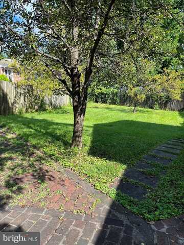 7206 BAYSIDE COURT, MCLEAN, VA 22101