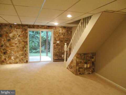 10 INGRID COURT, WILMINGTON, DE 19808