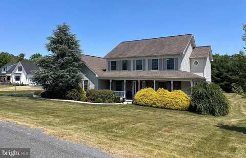 6 MORGAN DRIVE, CARLISLE, PA 17015