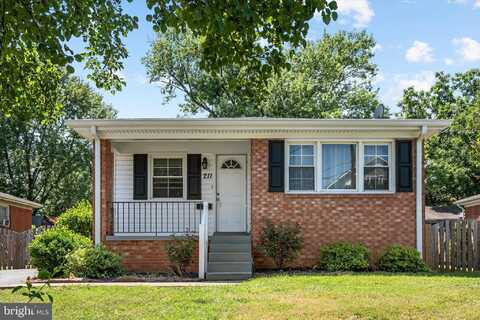 211 CATOCTIN CIRCLE NE, LEESBURG, VA 20176