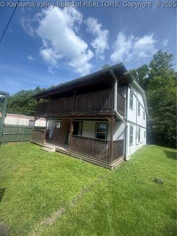 2075 Hewett Creek Rd, Hewett, WV 25114
