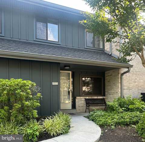 560 FOXWOOD LANE, PAOLI, PA 19301