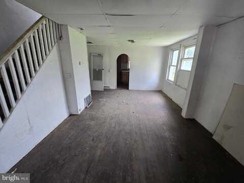 2534 BONAFFON STREET, PHILADELPHIA, PA 19142