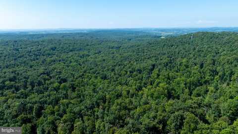 825 MINE ROAD, LEBANON, PA 17042