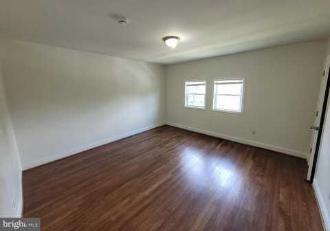 423 MELLON STREET SE, WASHINGTON, DC 20032