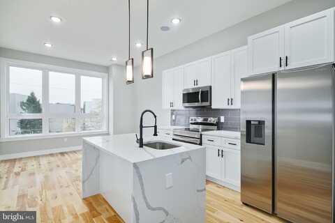 411 W HEWSON STREET, PHILADELPHIA, PA 19122