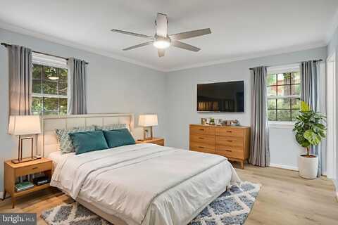 2505 KILLDEER AVENUE, HYATTSVILLE, MD 20783