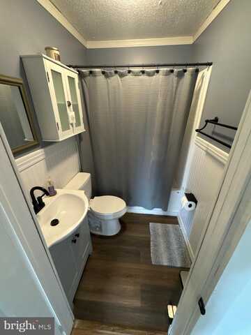 104 REDWOOD LANE, WINCHESTER, VA 22603