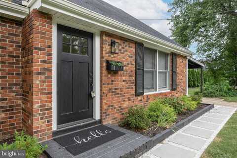 11 E SUTTON AVENUE, MOORESTOWN, NJ 08057