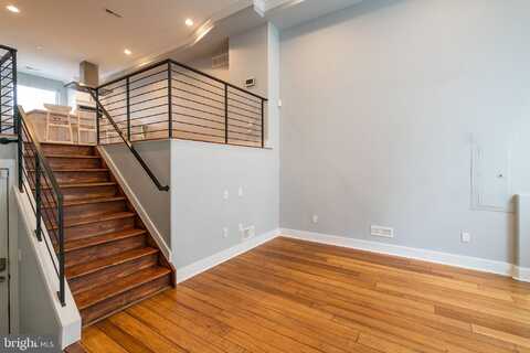 607 MCCLELLAN STREET, PHILADELPHIA, PA 19148