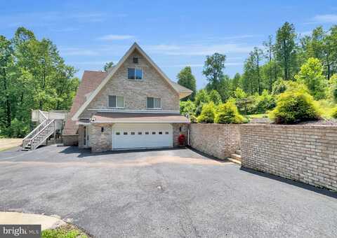 665 FAIRMONT AVENUE, MOHNTON, PA 19540