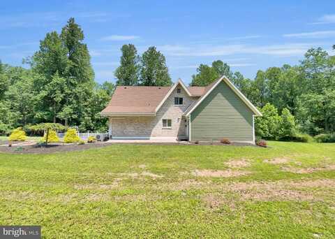 665 FAIRMONT AVENUE, MOHNTON, PA 19540