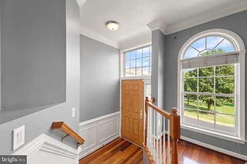 21124 ANGELA SQUARE, STERLING, VA 20166
