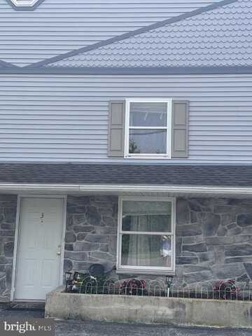 709 HILL ROAD, WERNERSVILLE, PA 19565