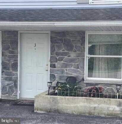 709 HILL ROAD, WERNERSVILLE, PA 19565