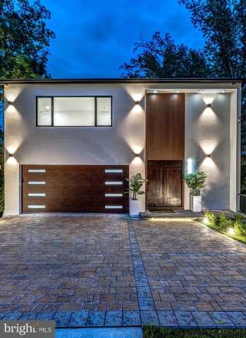 2321 N RICHMOND STREET, ARLINGTON, VA 22207