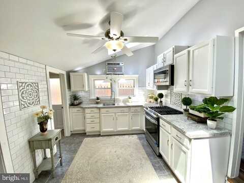 436 PRINCE STREET, BORDENTOWN, NJ 08505