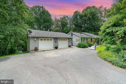 150 TAPEWORM ROAD, NEW BLOOMFIELD, PA 17068