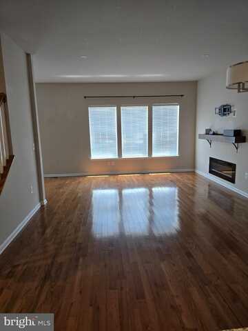 429 WOODCREST DRIVE SE, WASHINGTON, DC 20032