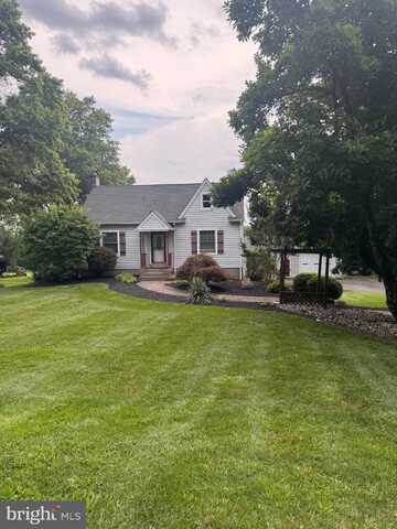 89 STUMP ROAD, NORTH WALES, PA 19454
